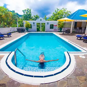 https://grenadine-house.comcaribbean.com