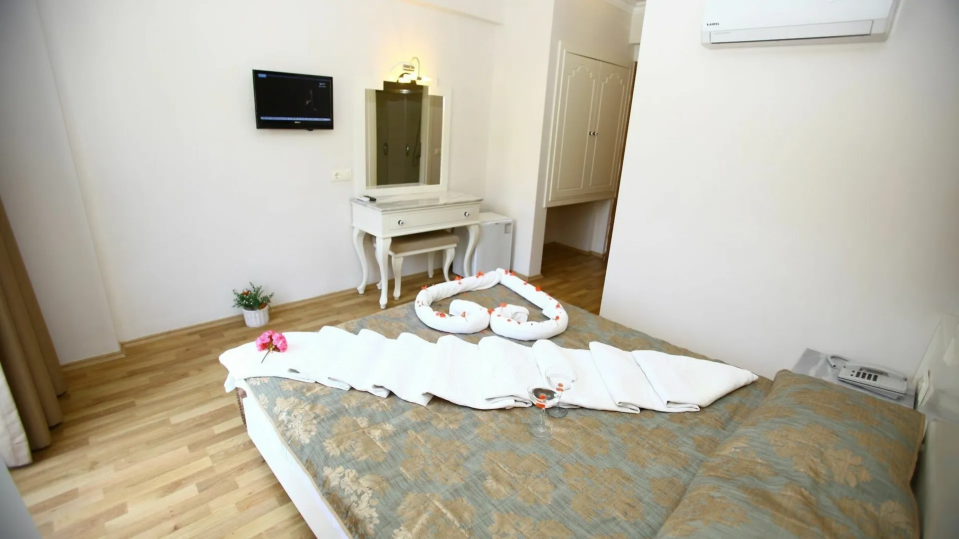 ***  S3 Hotels Orange Олудениз Турция