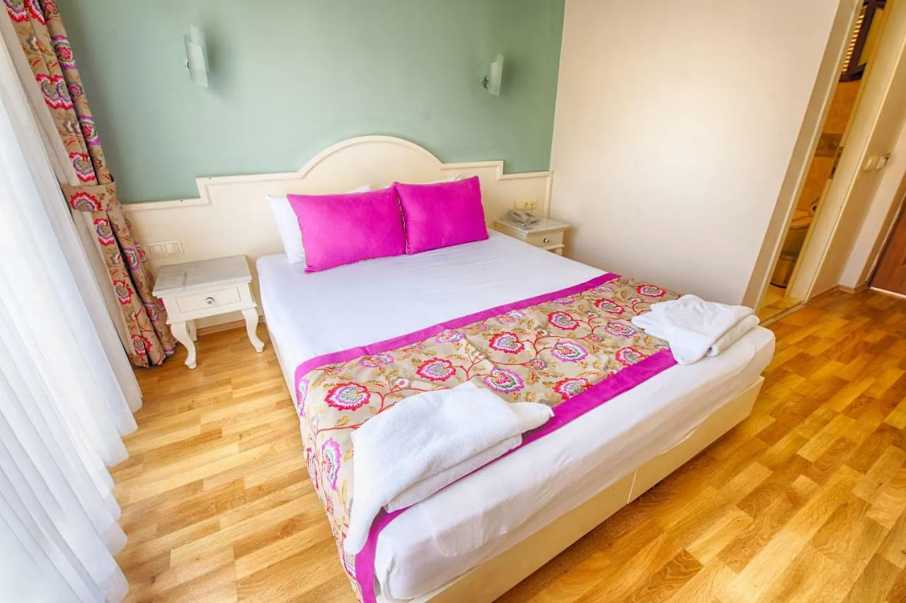 S3 Hotels Orange Олудениз